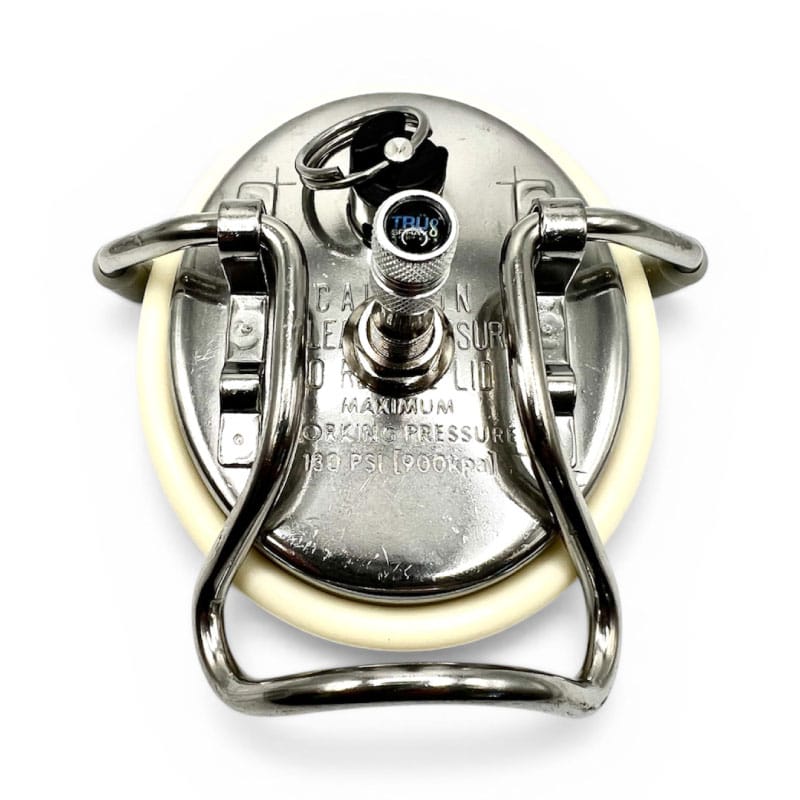 Spray tank lid, stainless steel, easy open with 85 PSI pressure relief valve and a schrader air valve